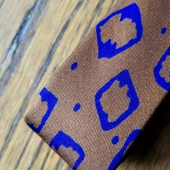 Valentino Garavani Silk Italian Bronze Blue Dots Geometrical Necktie Vintage - Picture 16 of 16